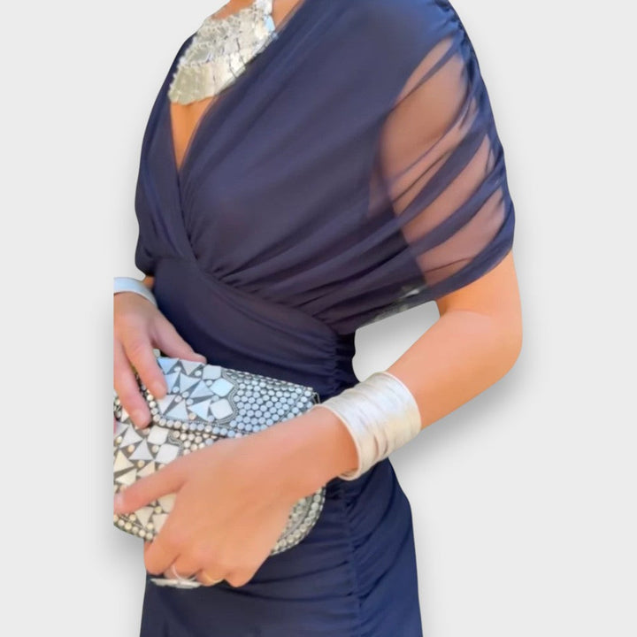 Μάλια | Κομψό Φόρεμα με V-Λαιμό