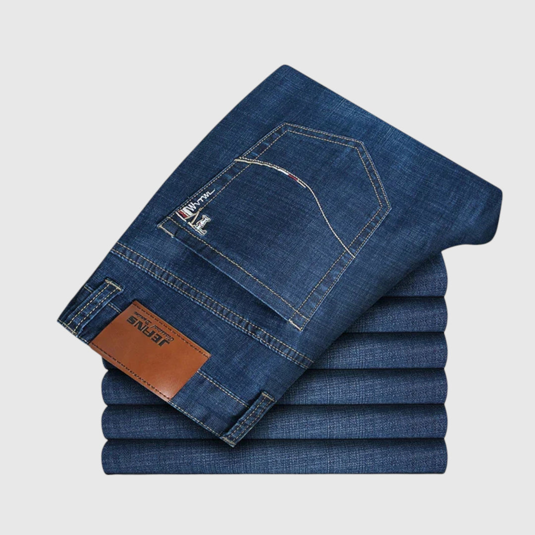 Κλασικά ίσια τζιν