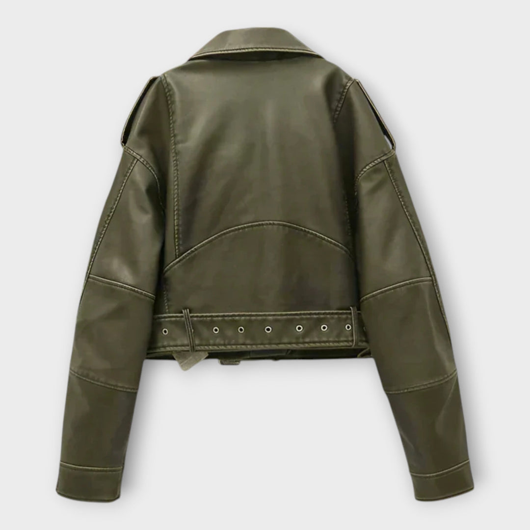 Μοντέρνα Κοντή Δερμάτινη Ζακέτα με Ζώνη και Εκλεπτυσμένη Αισθητική